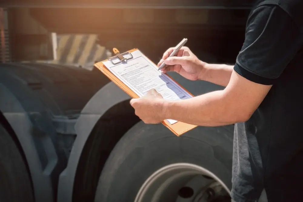 Truck safety checklist and Report